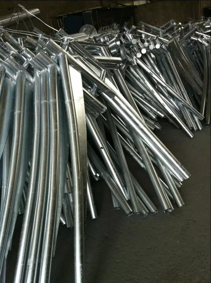 森發(fā)路燈生產(chǎn)現(xiàn)場(chǎng)