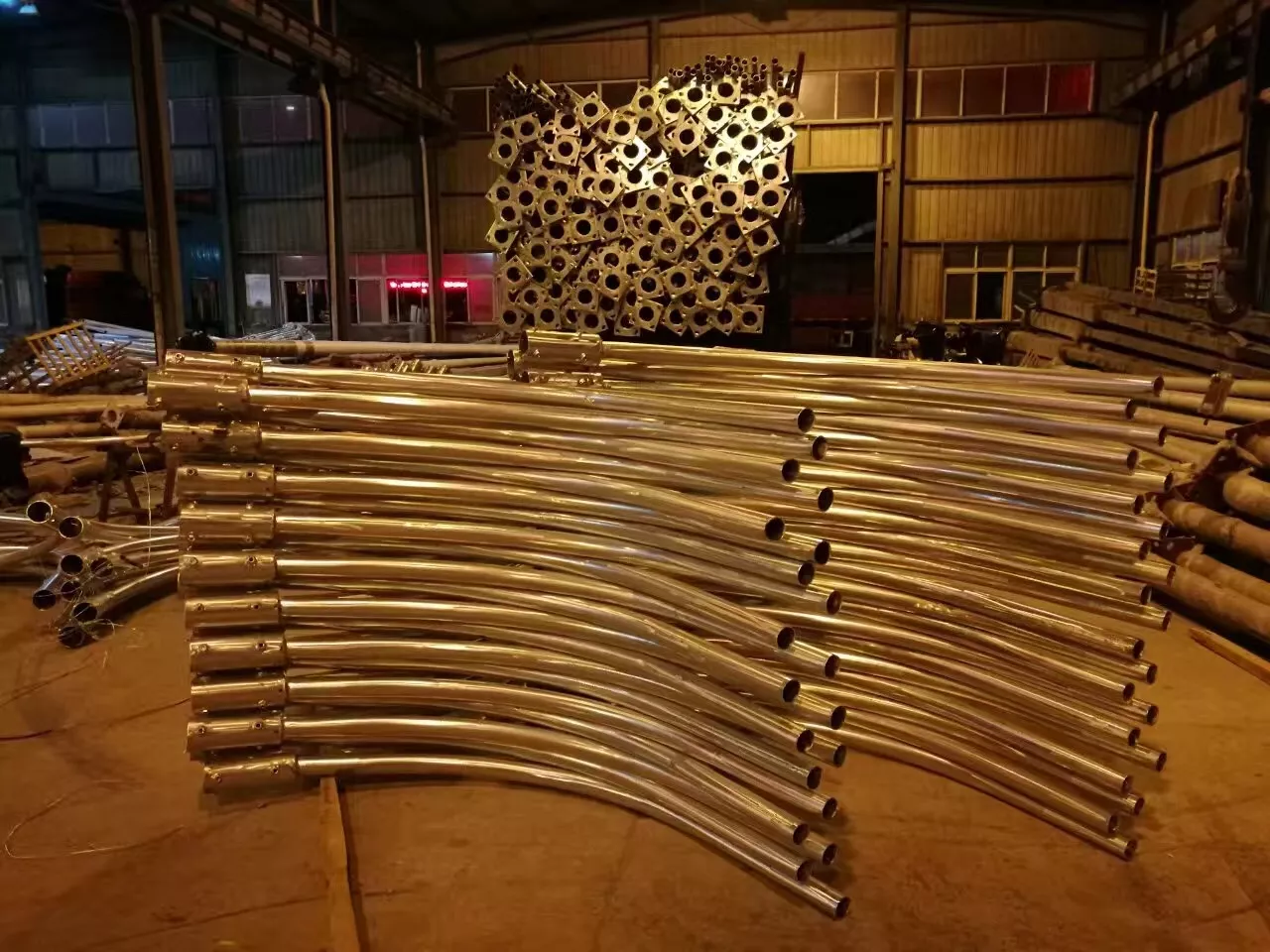 森發(fā)路燈生產(chǎn)現(xiàn)場(chǎng)