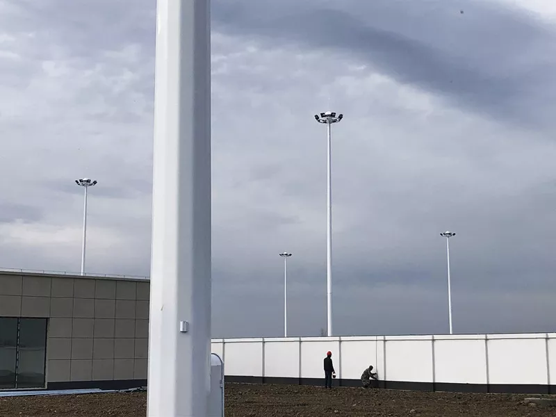 鹽城便倉(cāng)危險(xiǎn)貨物停車場(chǎng)