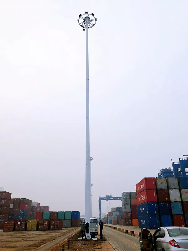 57.薄霧籠海州，華燈入云端。連云港新東方二期2_副本